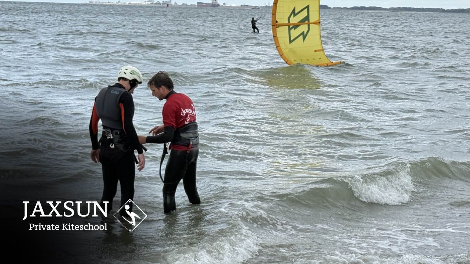 Jaxsun Kitesurf School - école de kitesurf à Steenokkerzeel, Belgique