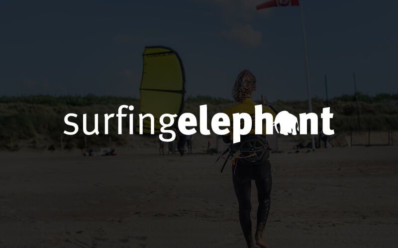 Surfing Elephant - De Haan Belgique