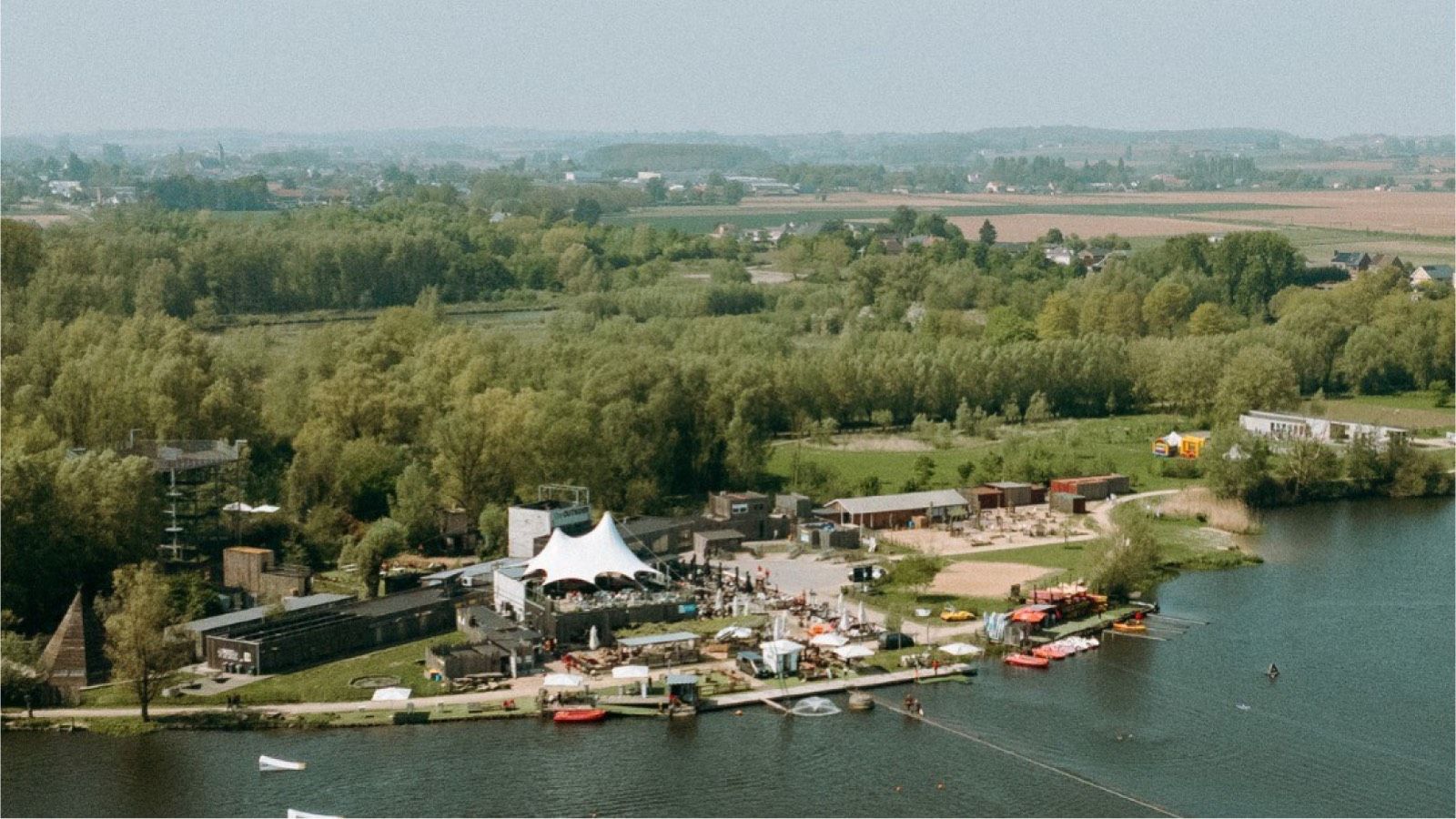 The Outsider Cable Park - cable park wakeboard à Oudenaarde, Belgium